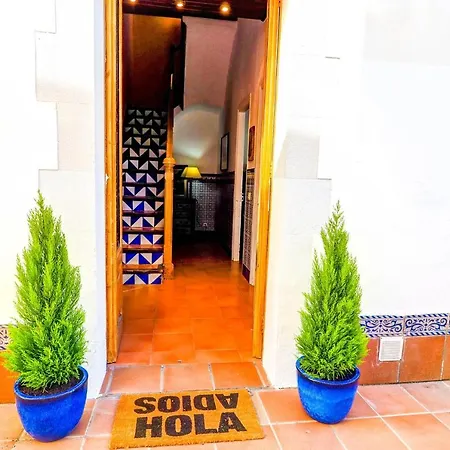 The House Paradise By Hello Homes *
